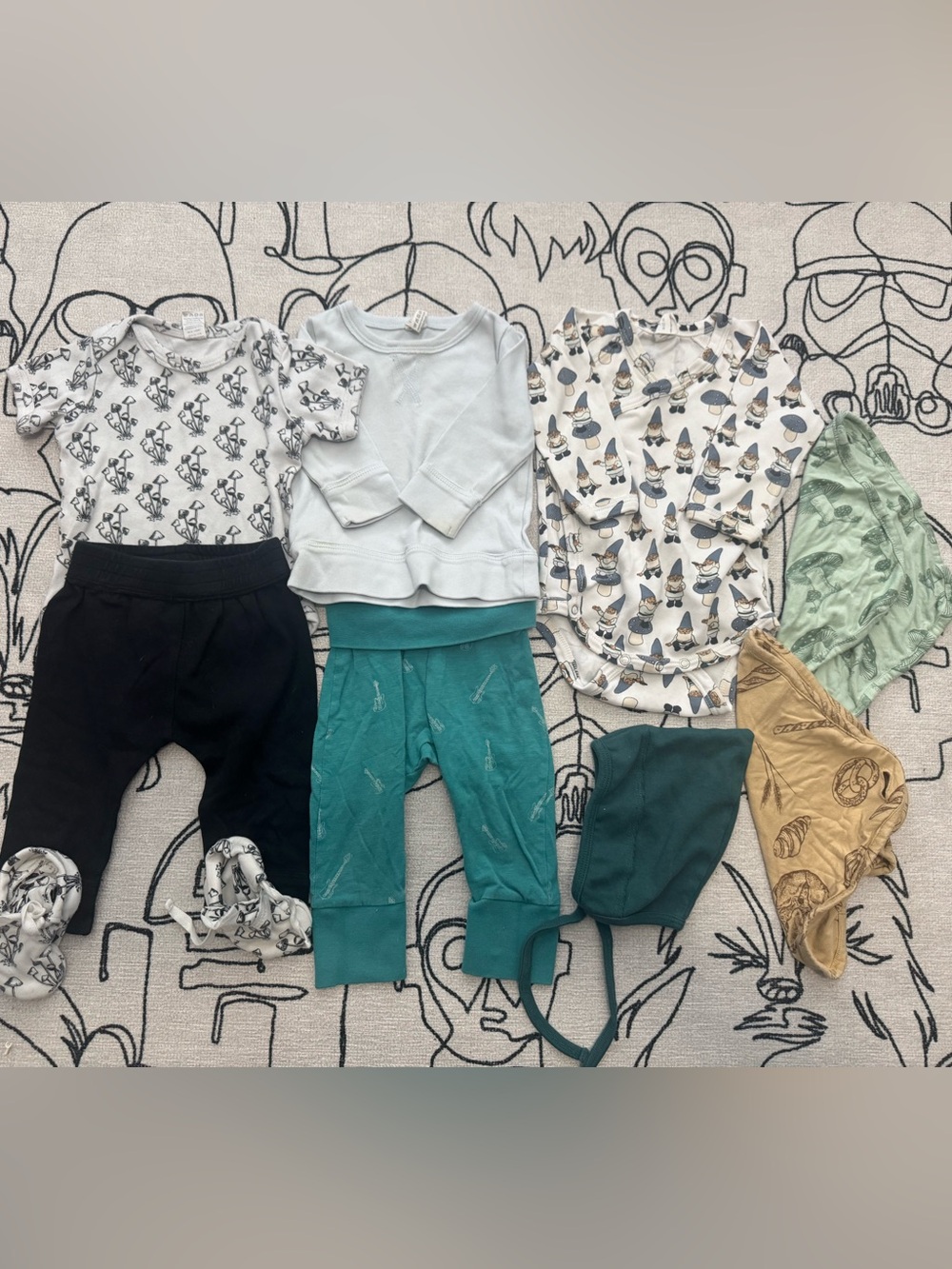 Kate Quinn 6-12 month bundle